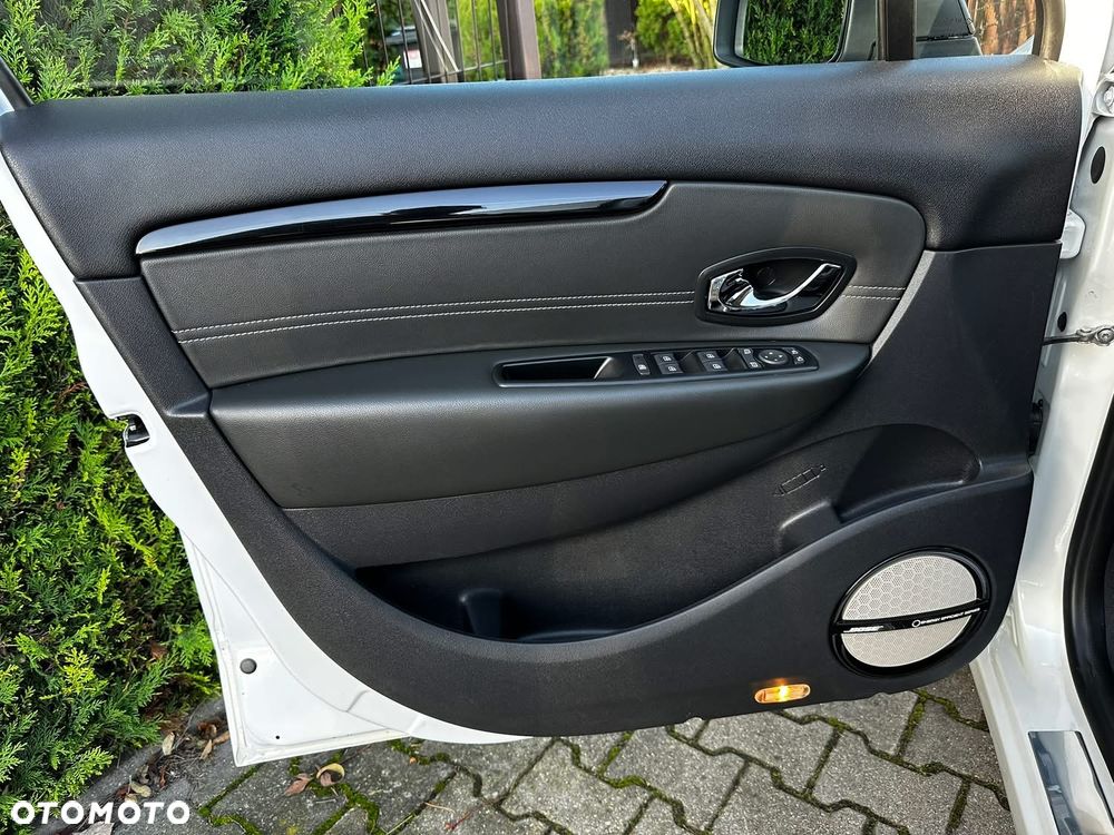 Renault Scenic 1.5 dCi Bose EDition - 8