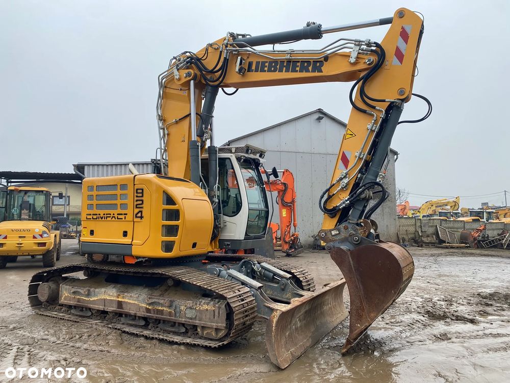 Liebherr R924 COMPACT, 2014 ROK, PŁUG, RAMIĘ 3X ŁAMANE, Z NIEMIEC - 23