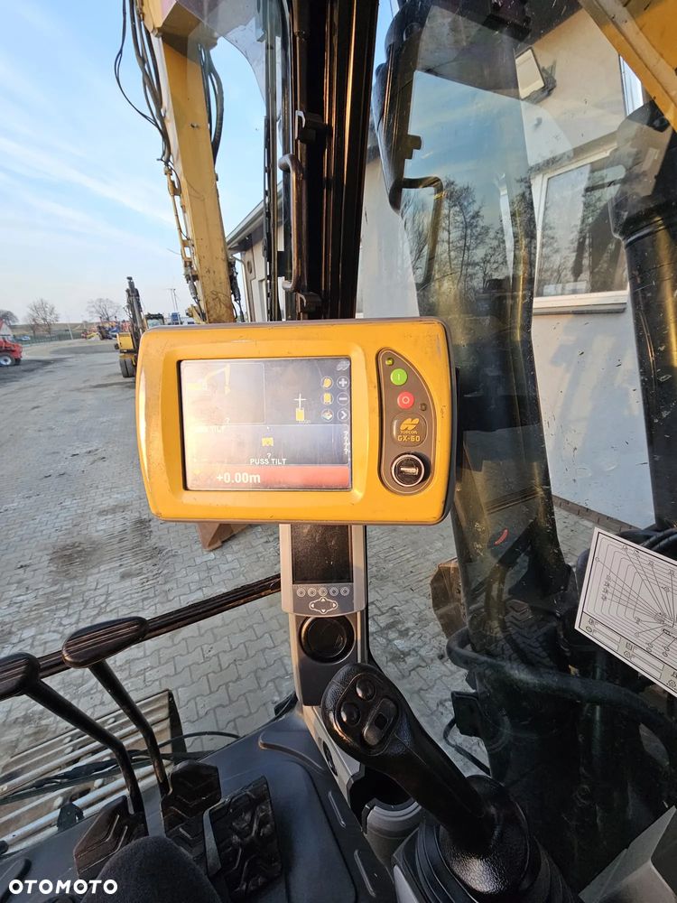Caterpillar 323EL - 9