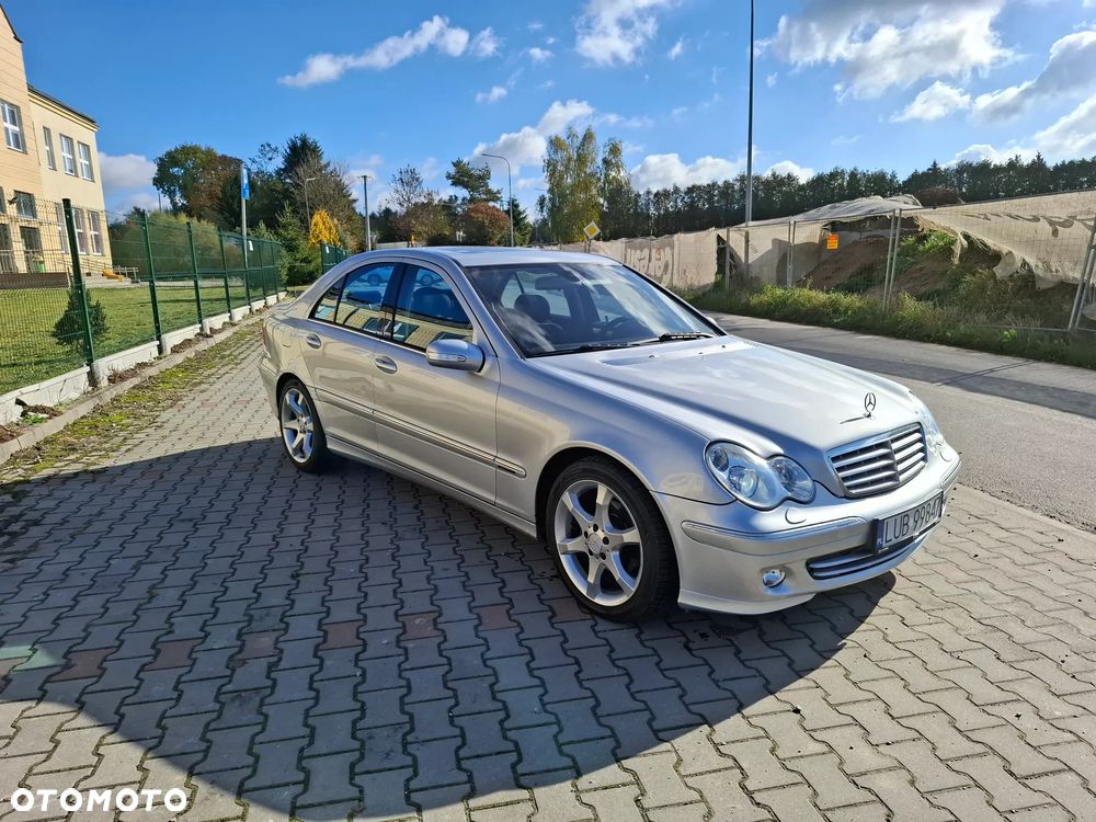 Mercedes-Benz Klasa C 180 Kompressor Automatik Elegance Sport Edition - 2