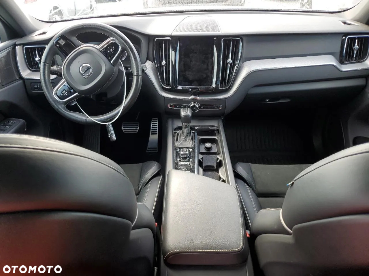 Volvo XC 60 T6 AWD R-Design - 9