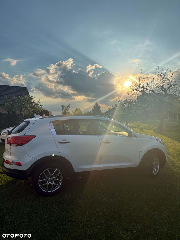 Kia Sportage 2.0 CRDI L AWD - 9