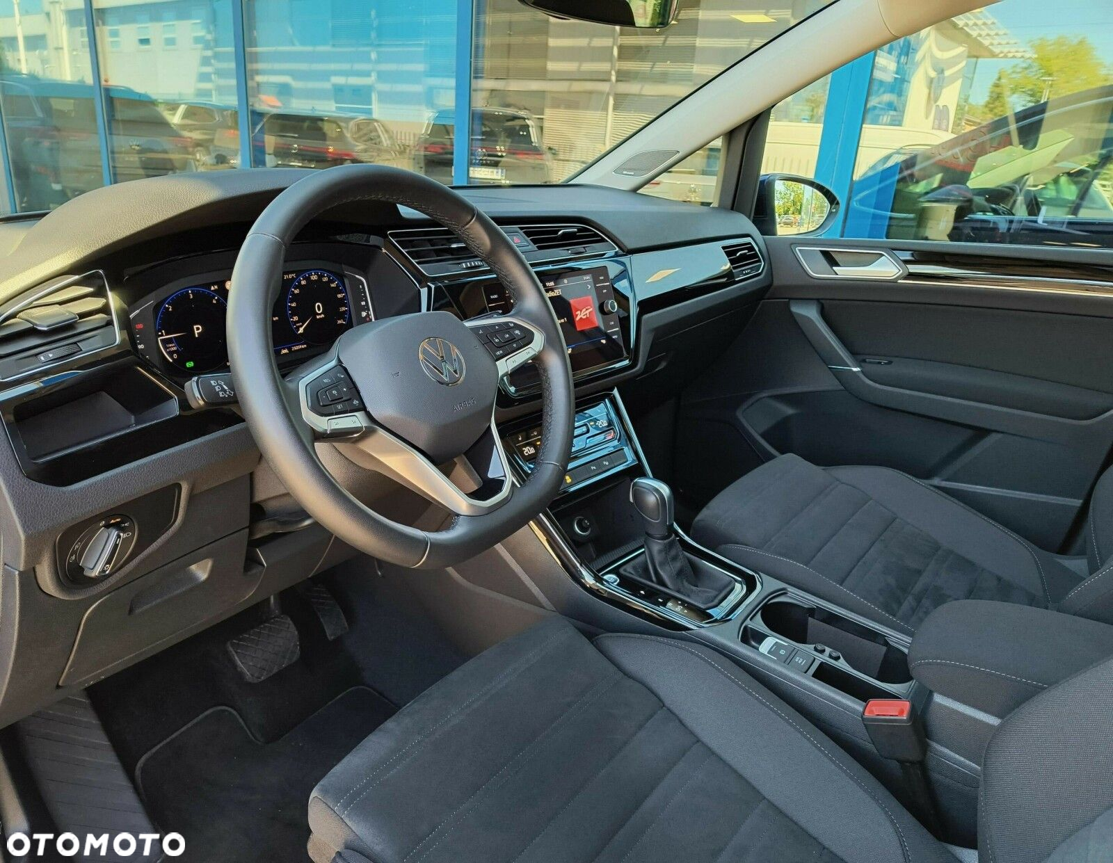 Volkswagen Touran 2.0 TDI BMT Highline DSG - 13
