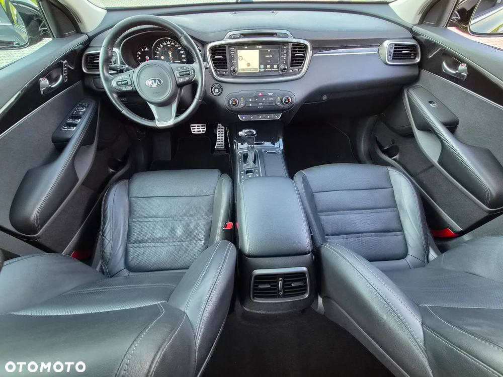 Kia Sorento 2.2 CRDi AWD GT Line - 6