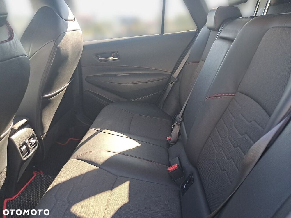 Toyota Corolla 2.0 Hybrid Executive - 15
