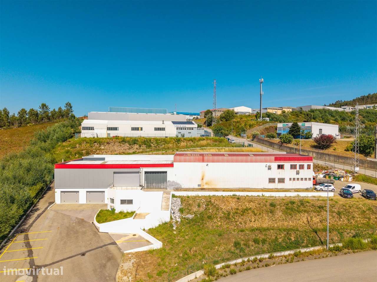 Armazém  Venda em Raiva, Pedorido e Paraíso,Castelo de Paiva - Grande imagem: 2/19