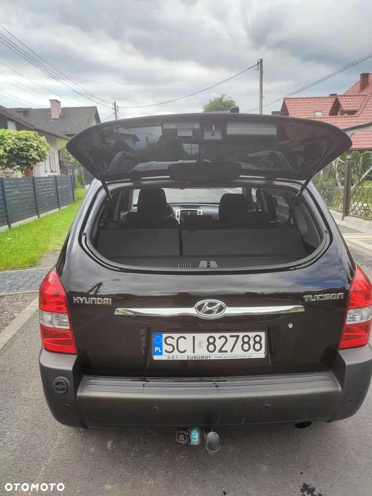 Hyundai Tucson 2.0 Active / Style - 11