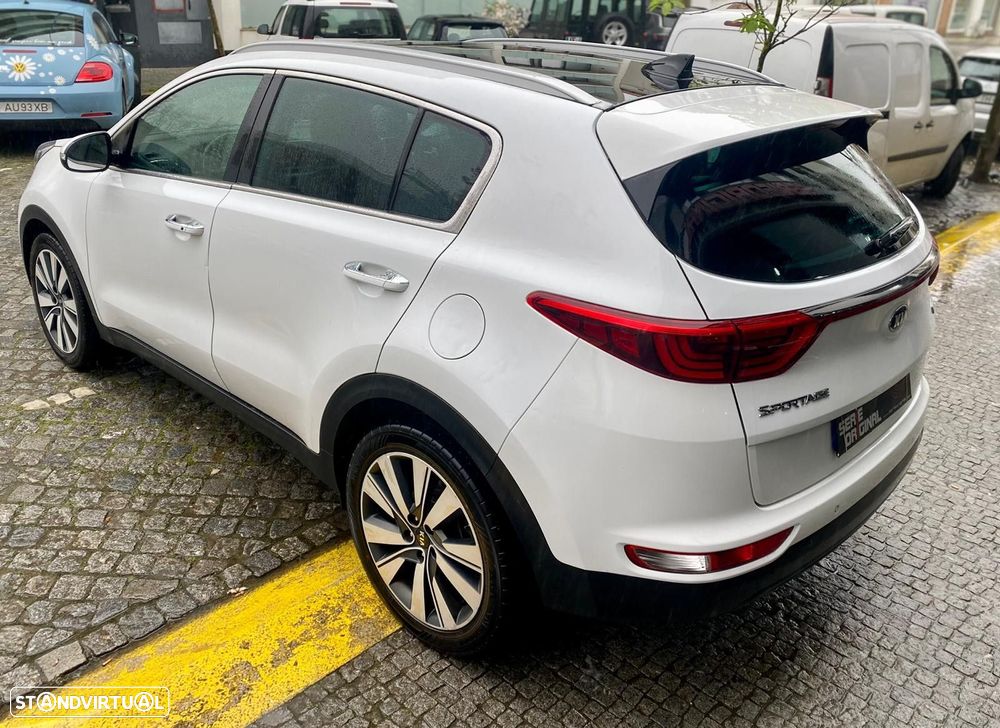 Kia Sportage 1.7 CRDI ISG Nav Line - 8