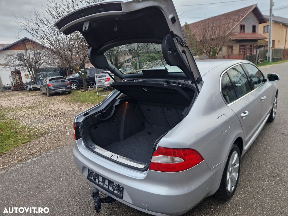 Skoda Superb 1.4 TSI Comfort - 23