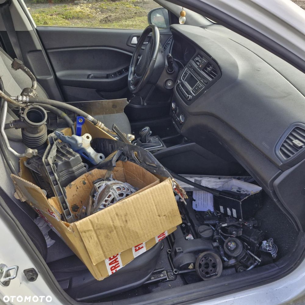 Hyundai i20 1.4 Automatik Style - 7