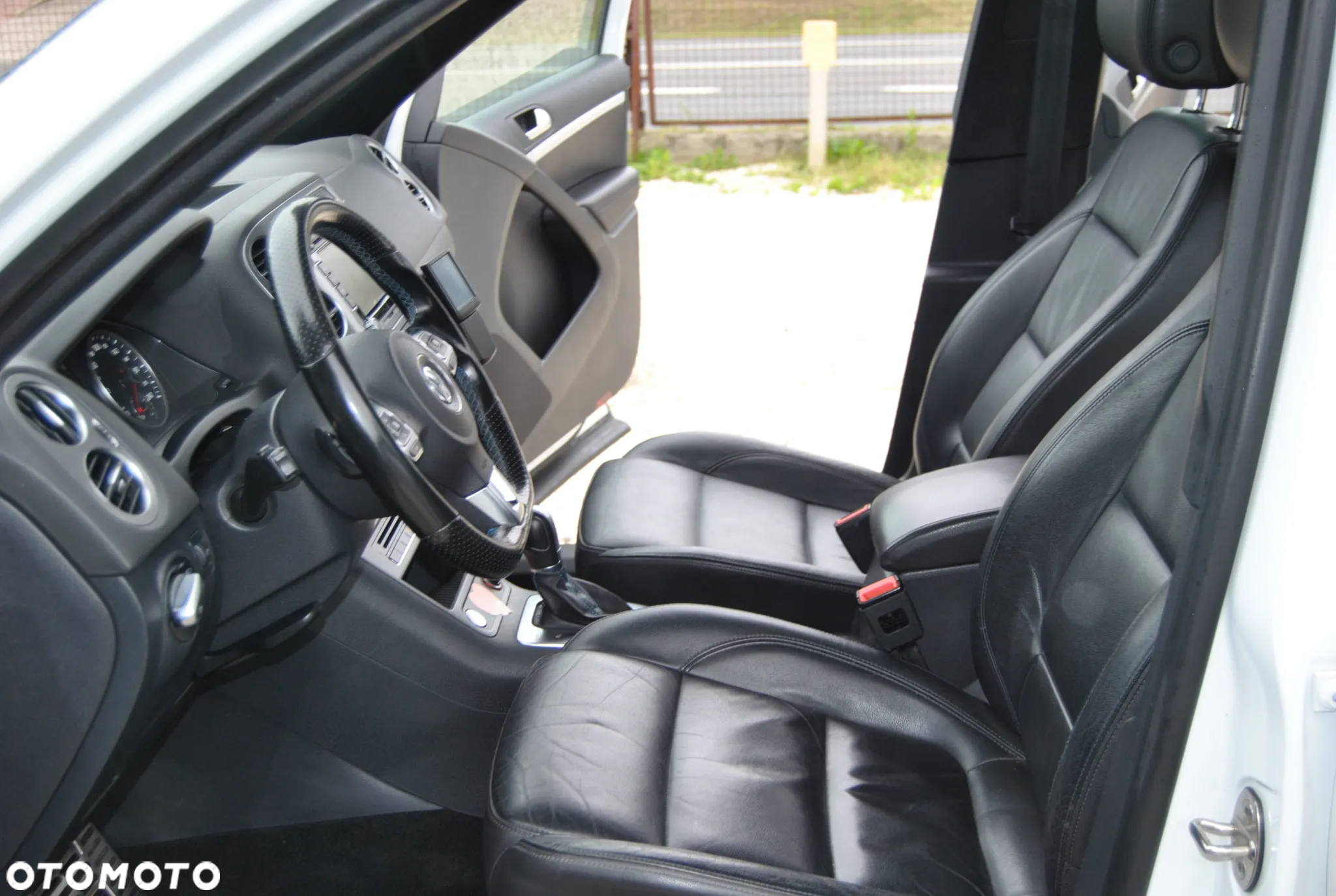 Volkswagen Tiguan 2.0 TDI 4Mot Perfectline R-Style DSG - 18