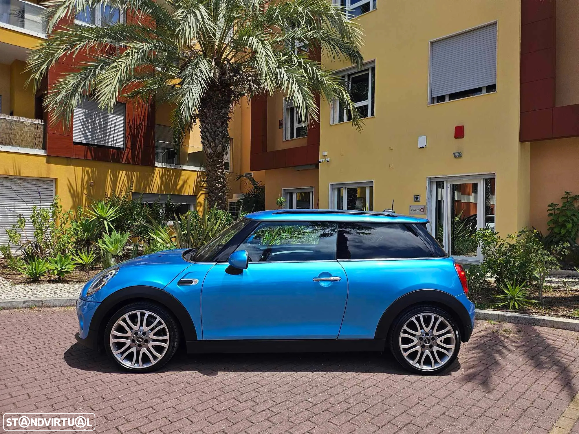 MINI 3 Portas Cooper D - 12