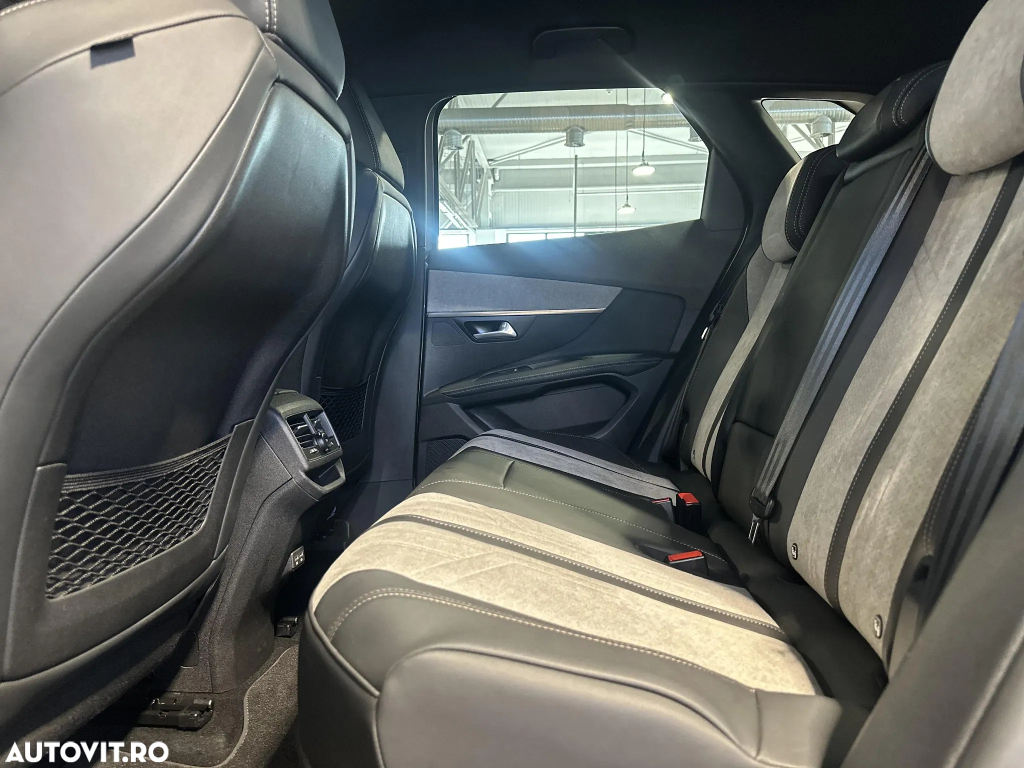 Peugeot 3008 PHEV EAT8 GT Pack - 12