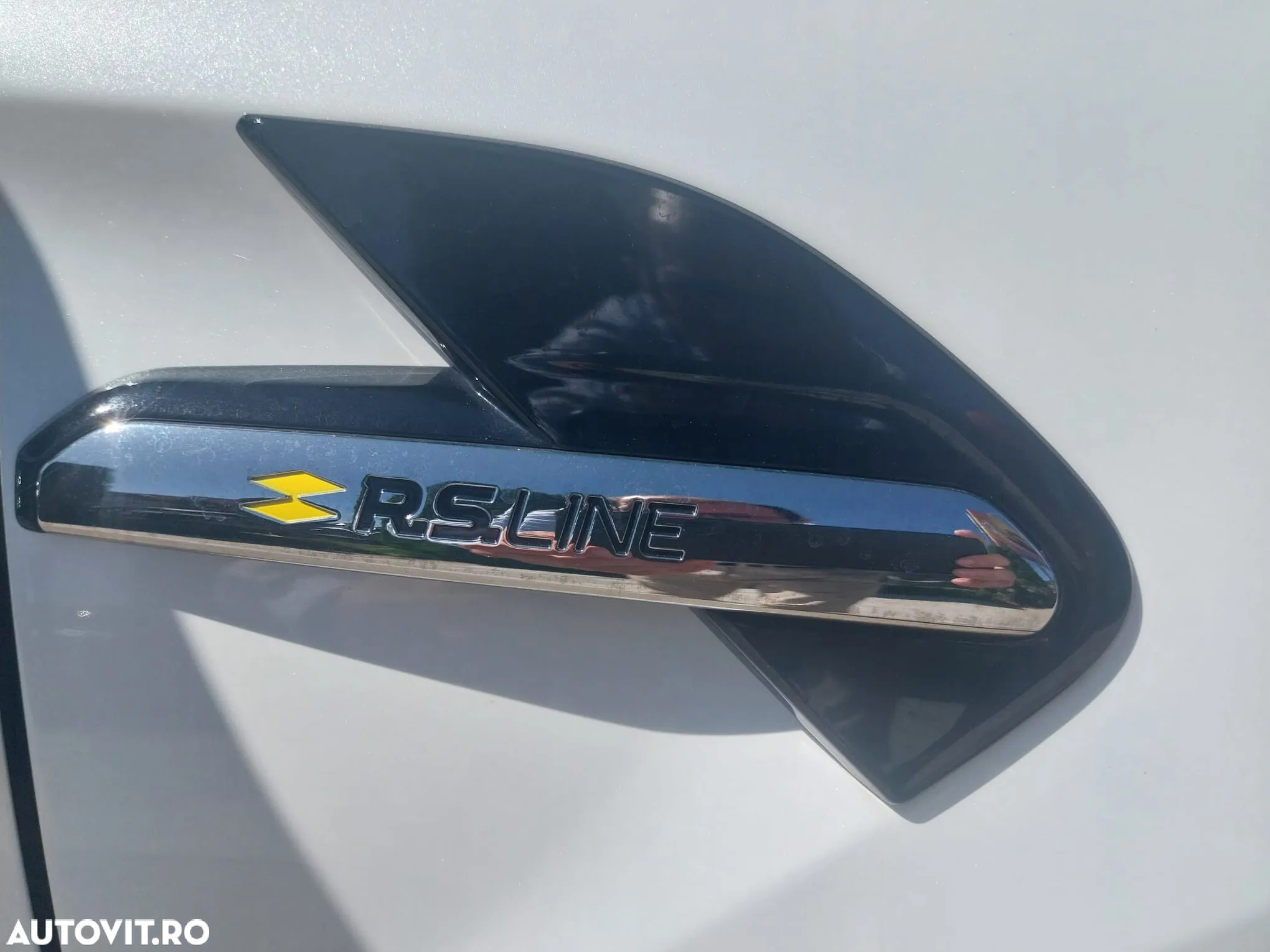 Renault Captur E-TECH PLUG-in 160 R.S. LINE - 14