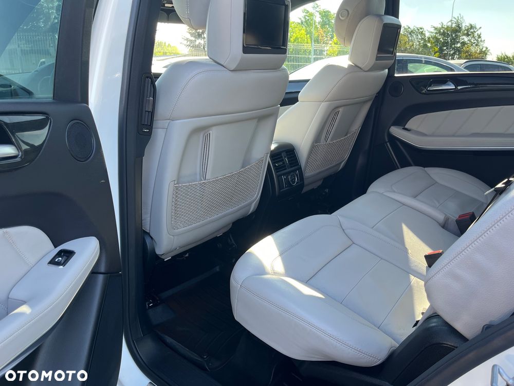Mercedes-Benz GL 450 4Matic 7G-TRONIC - 17