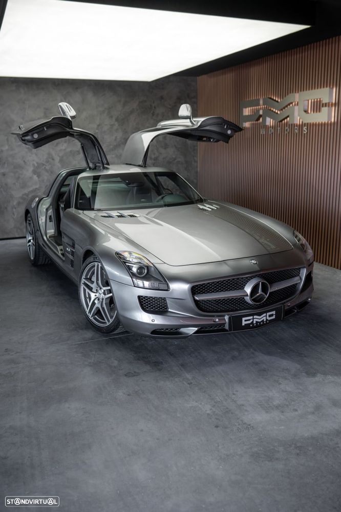 Mercedes-Benz SLS 63 AMG - 19