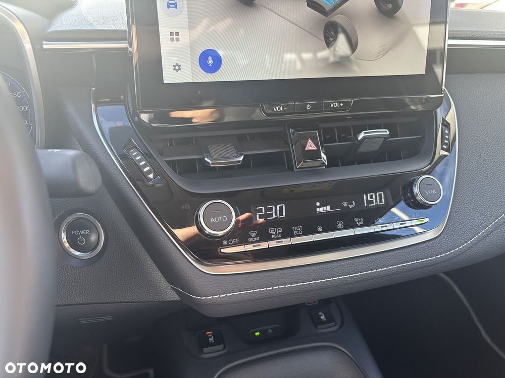 Toyota Corolla 1.8 Hybrid Comfort - 24
