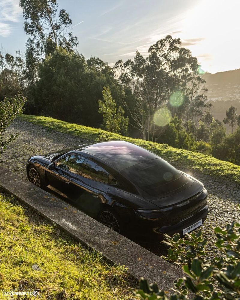 Porsche Taycan 4S - 8