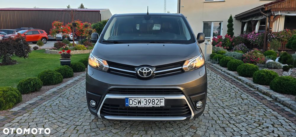 Toyota Proace 2021 photo 2