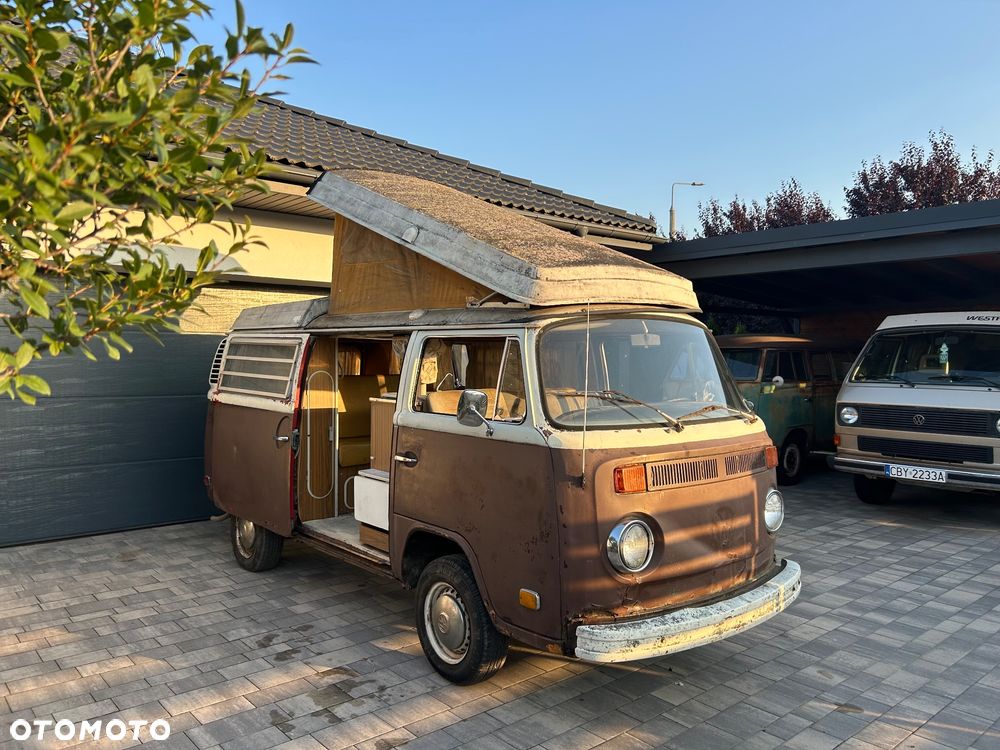 Volkswagen Transporter - 1
