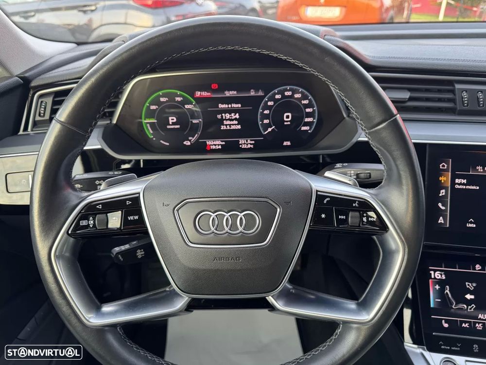 Audi e-tron Sportback 55 quattro Advanced - 36