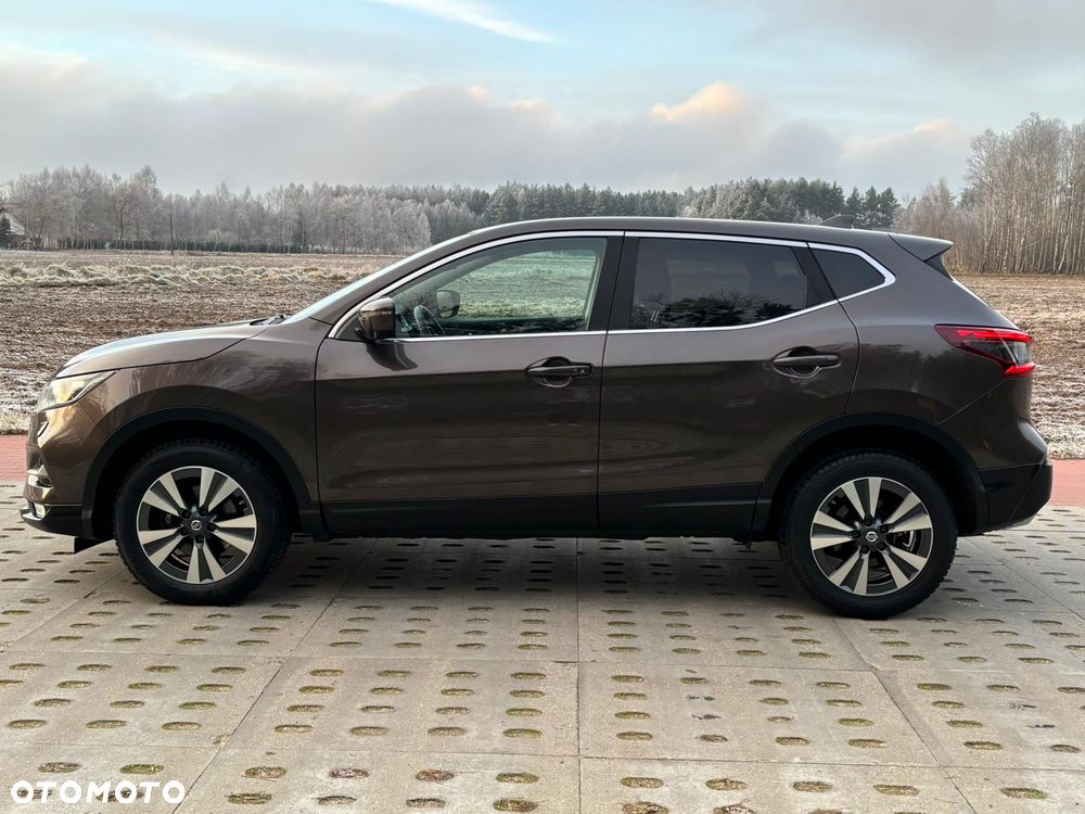 Nissan Qashqai 1.3 DIG-T N-WAY - 10