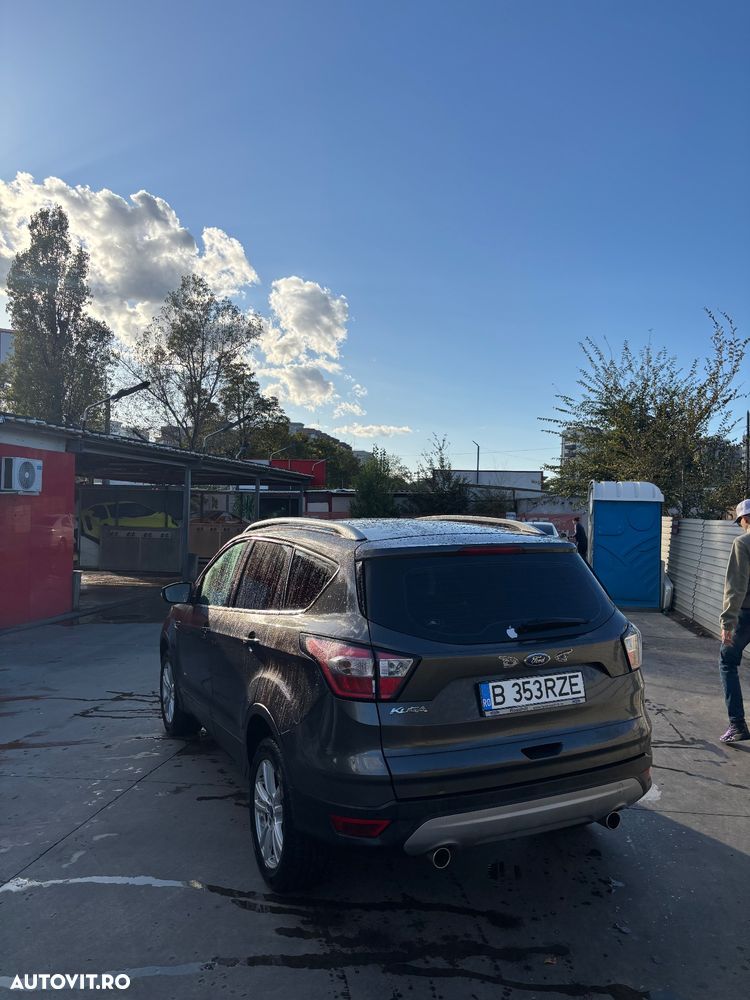 Ford Kuga ver-2-0-tdci-4wd-powershift-trend - 7