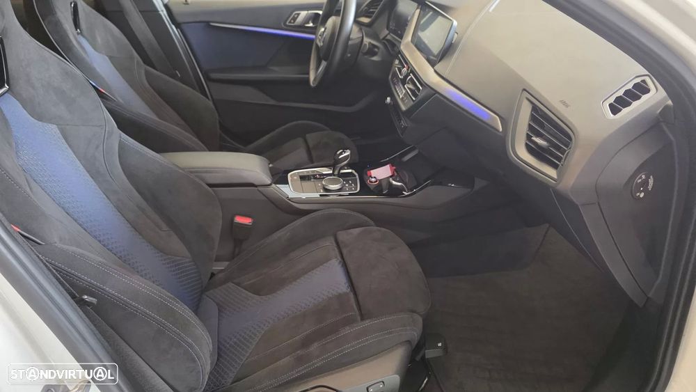 BMW 118 i Pack Desportivo M Auto - 48