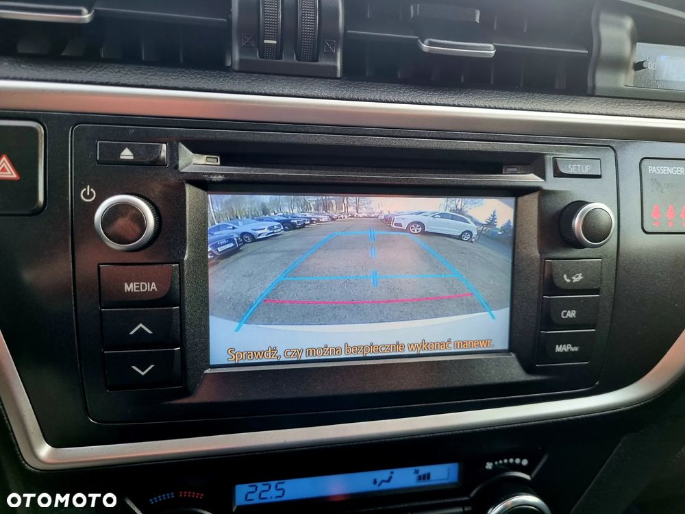 Toyota Auris - 18