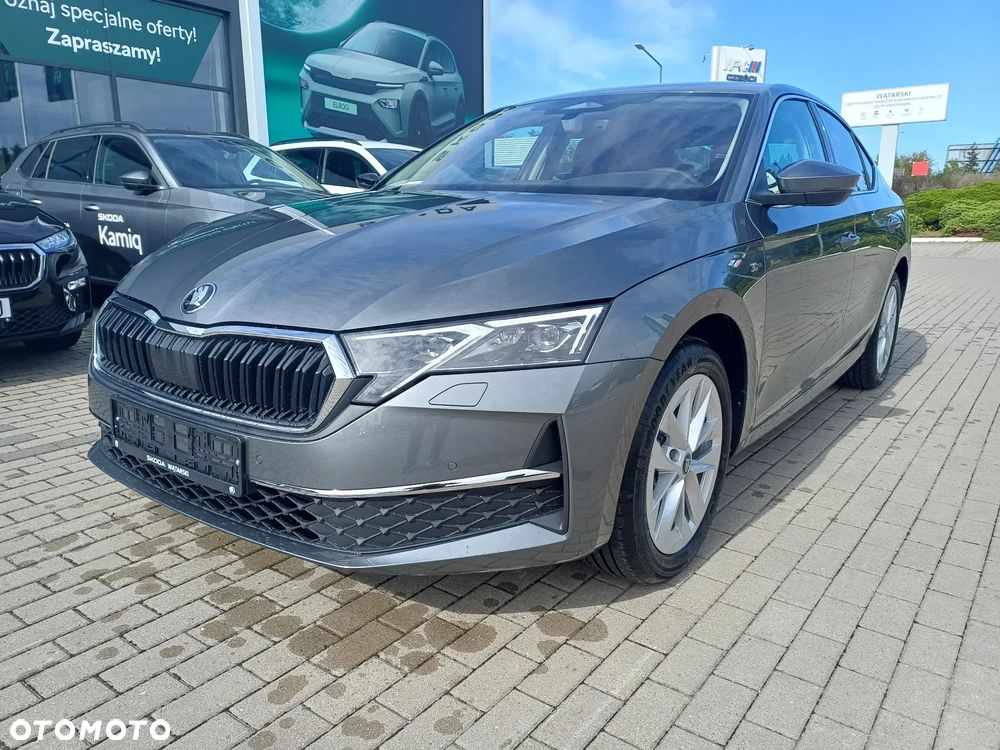 Skoda Octavia 1.5 TSI 30 Years - 4