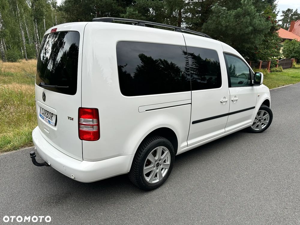 Volkswagen Caddy Maxi Comfortline BMT - 12