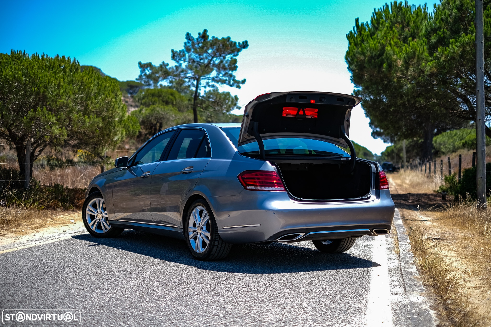 Mercedes-Benz E 220 CDi Executive BlueEfficiency Auto. - 9