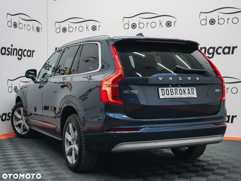 Volvo XC 90 B5 D AWD Geartronic Momentum Pro - 12