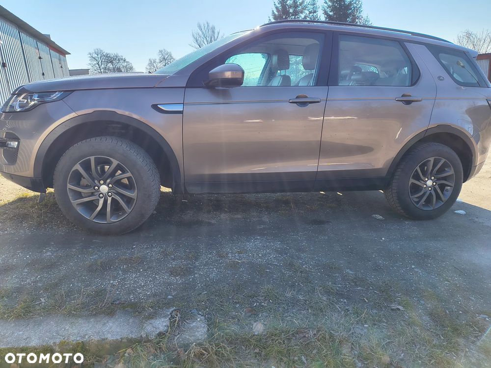 Land Rover Discovery Sport D150 R-Dynamic HSE - 21