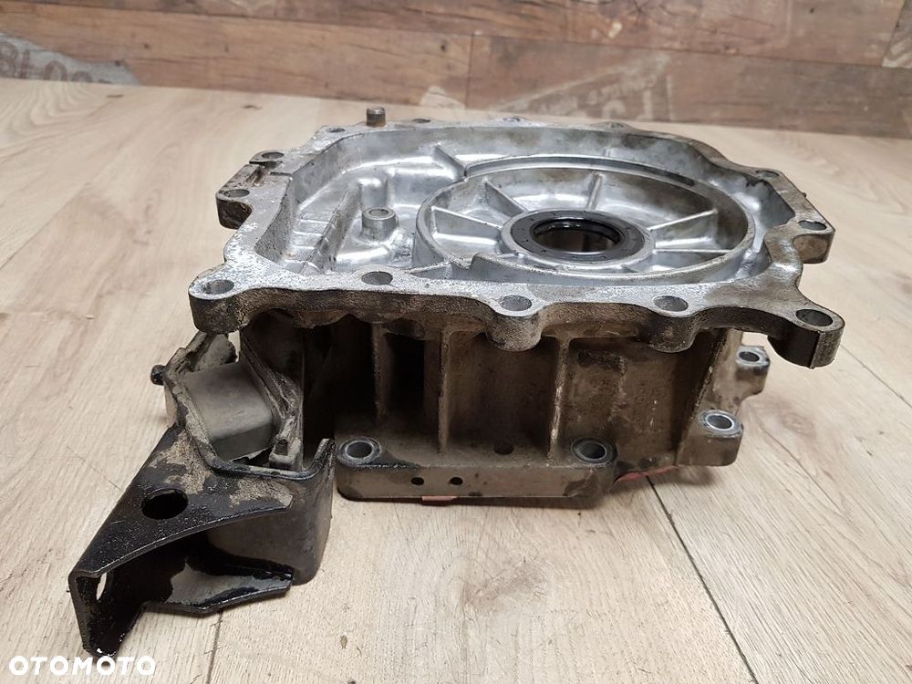 Łącznik skrzynia biegów reduktor Mitsubishi Pajero III 3,2 DID  500952 - 8