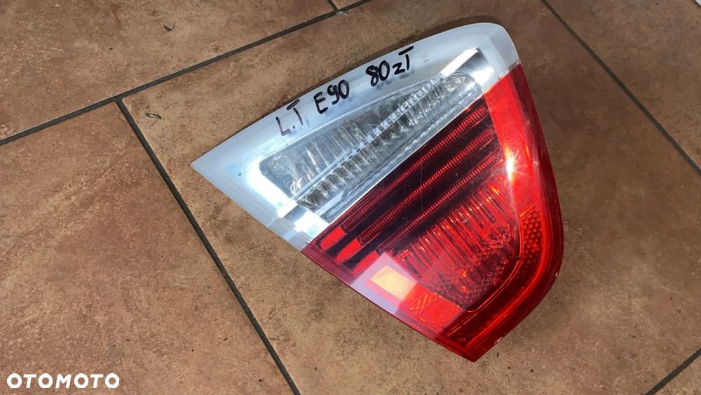 LAMPA LEWY TYŁ W KLAPE 6937459 BMW E90 - 1