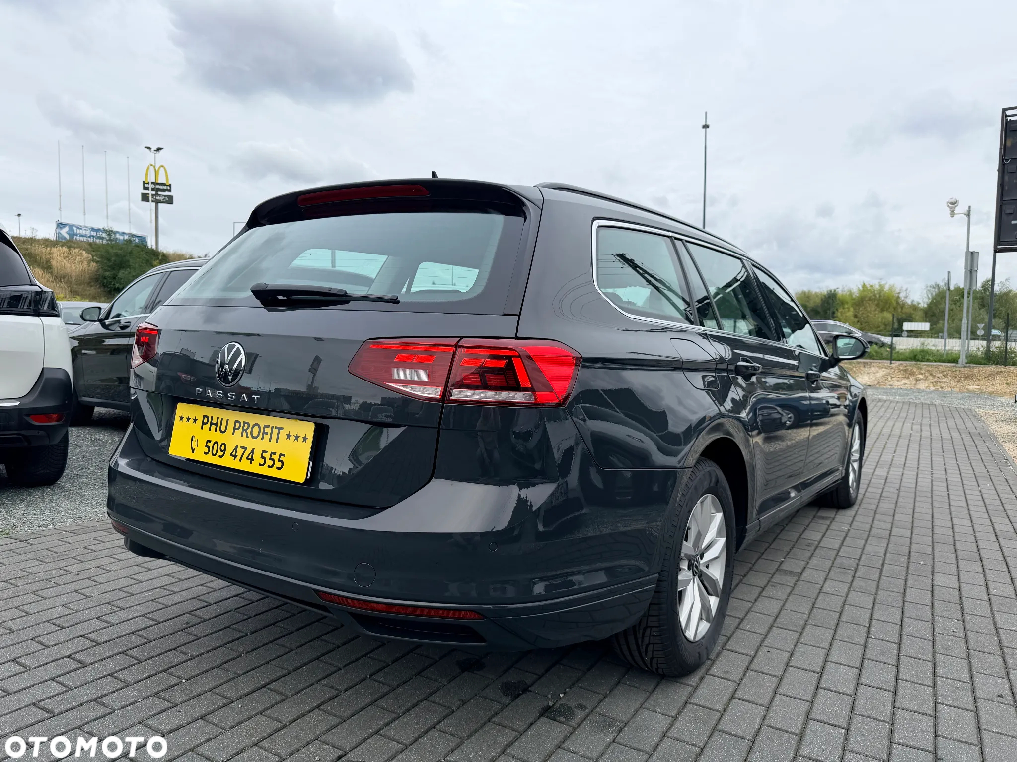 Volkswagen Passat 2.0 TDI EVO Business - 7