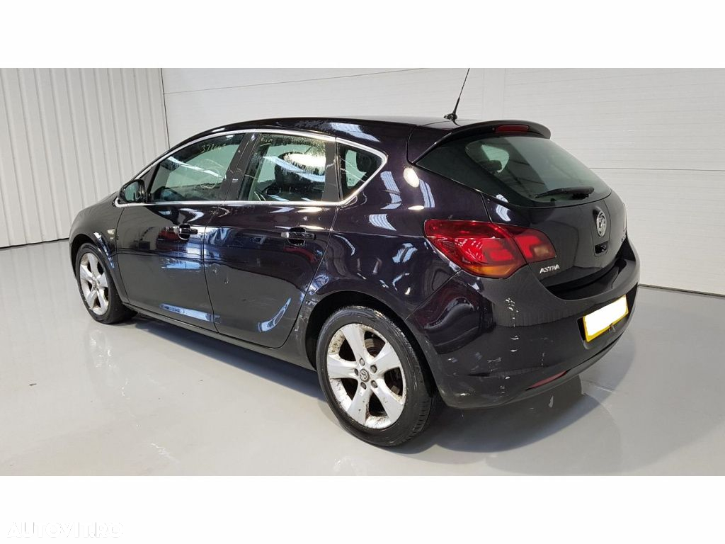 Clapeta acceleratie Opel Astra J 2010 Hatchback 1.7 CDTi - 7