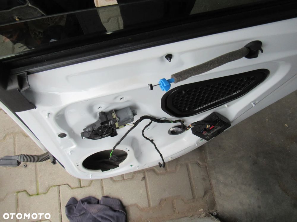 audi a3 8v hb ls9r tył lewe prawe drzwi - 10
