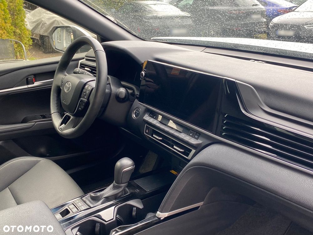 Toyota Camry 2.5 Hybrid Dynamic Force Executive e-CVT - 17