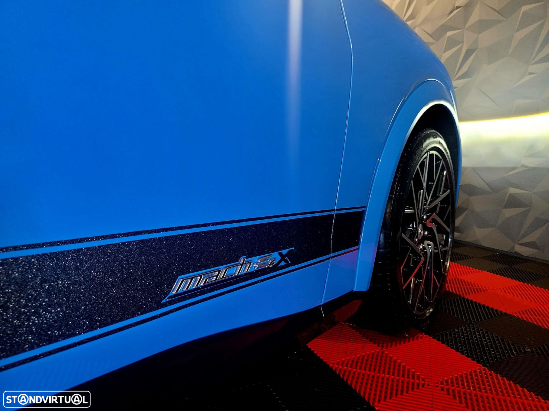 Ford Mustang Mach-E GT AWD - 5