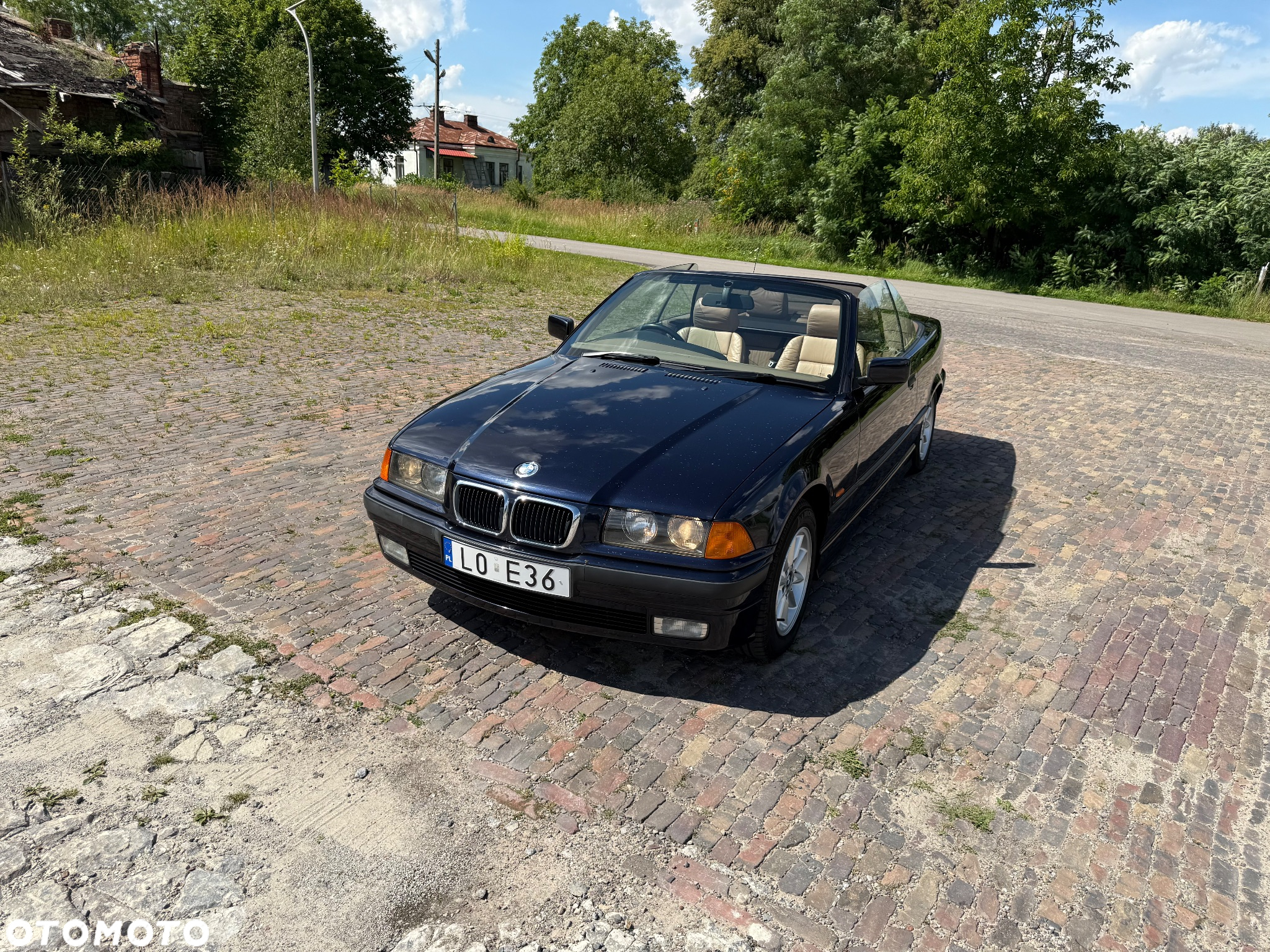 BMW Seria 3 323i - 21