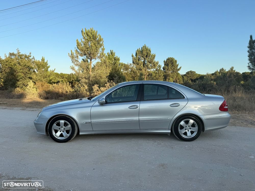 Mercedes-Benz E 220 CDI Auto Avantgarde - 5