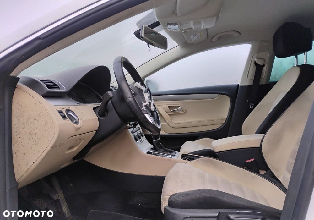 Volkswagen CC - 8