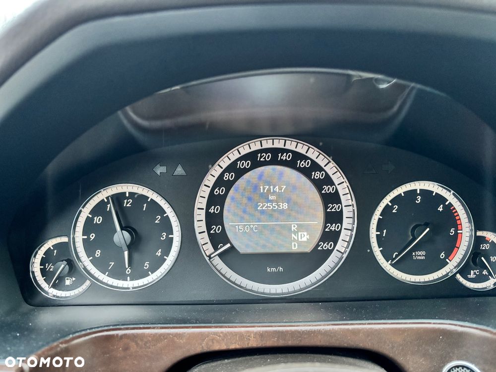 Mercedes-Benz Klasa E 350 BlueTec Avantgarde - 15