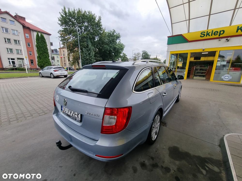 Skoda Superb 2.0 TDI Platinum - 38