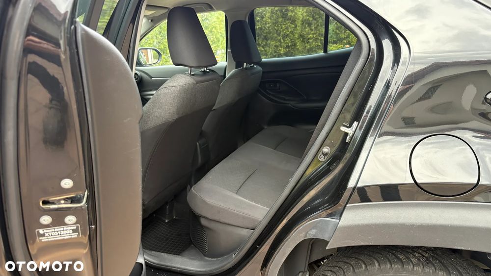 Toyota Yaris Cross Hybrid 1.5 Comfort - 32