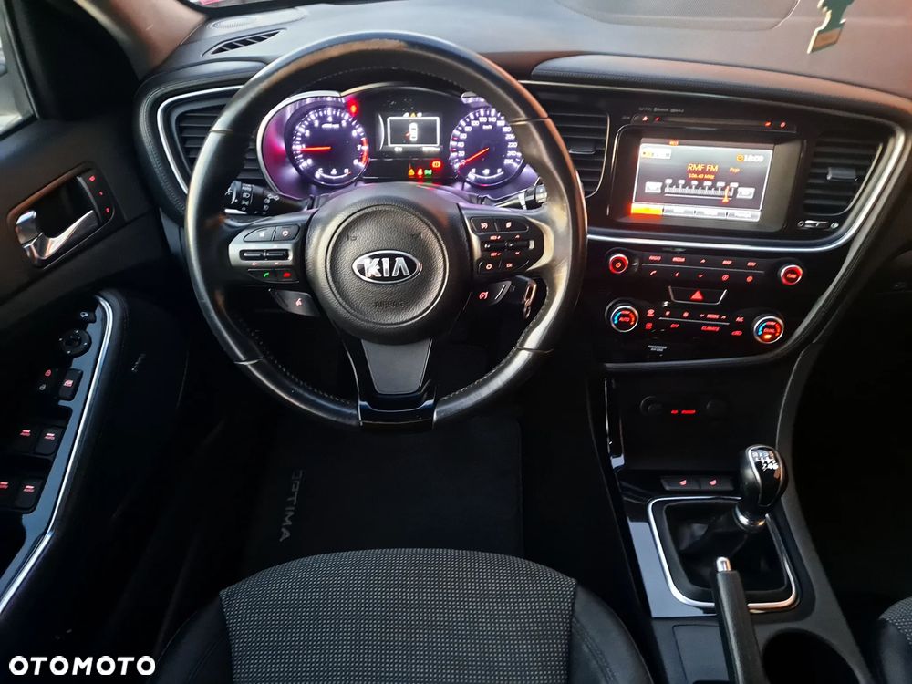 Kia Optima - 7