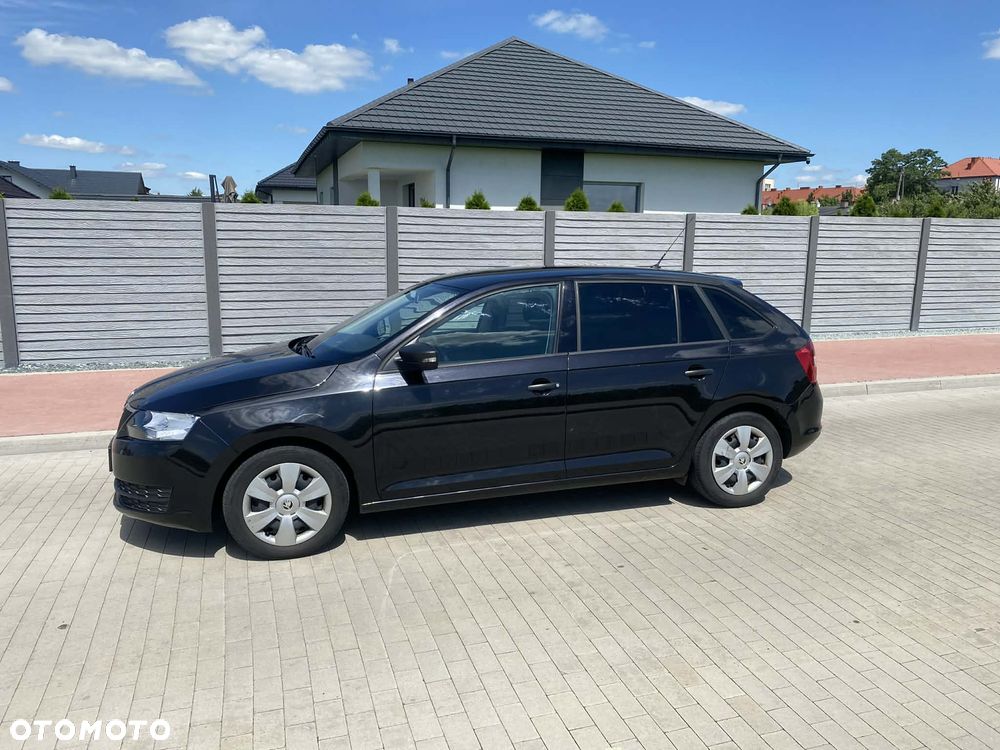 Skoda RAPID 1.6 TDI DPF Edition - 4