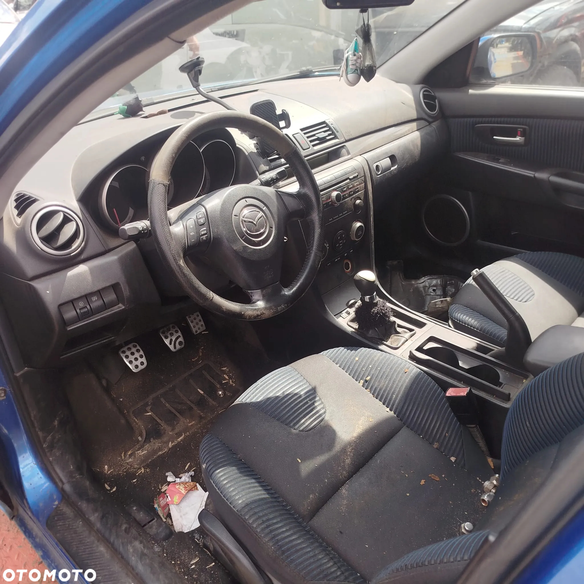 Mazda 3 na części. - 4